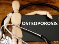 Ορμονοθεραπεία στην εμμηνόπαυση: Τι ισχύει για την προστασία από κατάγματα και άλλες παθήσεις