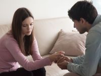 Από τι κινδυνεύουν όσοι βιώνουν παρατεταμένη θλίψη