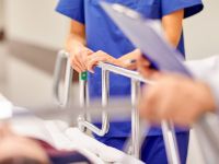 Αυτές είναι οι ώρες αναμονής στα Επείγοντα ανά νοσοκομείο - Τα στοιχεία από το «βραχιολάκι»