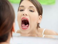 Μπορούν οι τροφικές αλλεργίες να προκαλέσουν στοματικά έλκη;