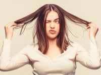 Τι μπορεί να κάνει το λάδι από σπόρους κολοκύθας για τα μαλλιά σας