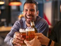 Πώς θα προστατέψετε το συκώτι σας αν πίνετε αλκοόλ