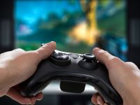 «Binge Gaming»: Οι κίνδυνοι των διαδικτυακών παιχνιδιών στη σχολική ηλικία