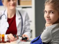 Η πίεση σε ηλικία 7 ετών συνδέεται με πρόωρο θάνατο από καρδιά στην ενήλικη ζωή