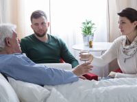 Εμβόλια και νεοπλασίες:  Οδηγίες από τη Θεραπευτική Κλινική του ΕΚΠΑ
