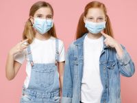 Τι προκαλεί η επαναλοίμωξη από Covid στα παιδιά