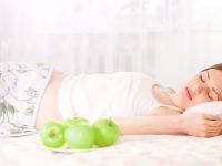 Η αλλαγή στη διατροφή που βελτιώνει τον ύπνο από το ίδιο κιόλας βράδυ