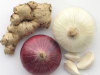 Τι κάνει η κατανάλωση ωμού σκόρδου, κρεμμυδιού και τζίντζερ στην καρδιά