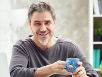 Κάθεστε πολλές ώρες στο γραφείο; Αυτές οι τροφές θα προστατεύσουν την καρδιά σας