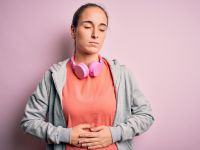 Γουργούρισμα εντέρου και διάρροια: Τι σημαίνει και πότε πρέπει να ανησυχήσετε