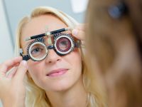 Τι είναι ο κερατόκωνος: Συμπτώματα, αιτίες, διάγνωση και θεραπεία