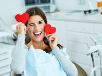 Ποια επέμβαση στα δόντια μπορεί να βελτιώσει σάκχαρο, χοληστερόλη και καρδιακή υγεία