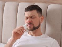 Γιατί η μύτη σας είναι πιο βουλωμένη τη νύχτα