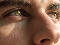 Αλλαγή χρώματος ματιών: Πρώτη επιτυχημένη επέμβαση στην Ελλάδα με τη μέθοδο FLAAK