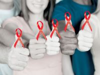 Παγκόσμια Ημέρα κατά του AIDS: 12 μύθοι και αλήθειες για τον HIV και το AIDS