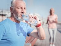 Υγιής 54χρονος υπέστη εγκεφαλικό και μόνιμη βλάβη μετά από κατανάλωση ενεργειακών ποτών