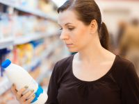 Γάλα: Θερμίδες και διατροφική αξία - Είναι καλύτερο το πλήρες, το 2% ή το φυτικό γάλα;