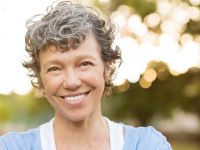 Πόσο ευτυχισμένοι πρέπει να είστε για να μειώσετε τον κίνδυνο χρόνιων παθήσεων;