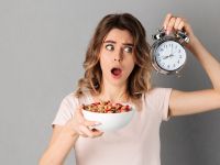 Τα πραγματικά οφέλη της διαλειμματικής νηστείας - Νέα έρευνα βάζει τα πράγματα στη θέση τους