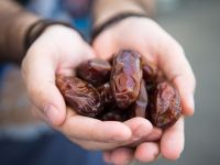 Η βέλτιστη ώρα να φάτε χουρμάδες για ενέργεια και πέψη