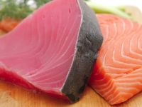 Τόνος ή σολομός; Ποιο είναι καλύτερο για Ω-3 και την υγεία της καρδιάς;