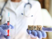 Ιός HPV: Εμβολιασμένο το  41,4% των κοριτσιών και το 31,4% των αγοριών στην Ελλάδα