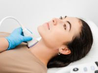 Υποθυρεοειδισμός vs. Υποπαραθυρεοειδισμού: Ομοιότητες και κρίσιμες διαφορές