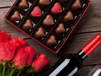 Σοκολάτα και κρασί: Οι καλύτεροι συνδυασμοί, σύμφωνα με την επιστήμη και γευσιγνώστες