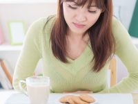 Πότε η παράλειψη του πρωινού μπορεί να κάνει καλό στο έντερο