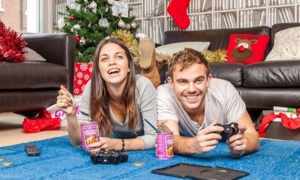 Christmas Τinner:  Όλο το Χριστουγεννιάτικο γεύμα σε μια κονσέρβα