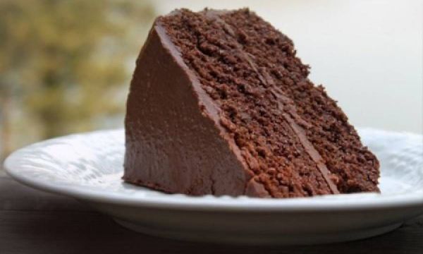 Μεγάλη Δευτέρα: Ένα νηστίσιμο σοκολατένιο κέικ για να ξεκινήσουμε... γλυκά!