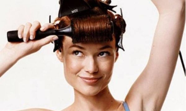 Eπιλέξτε την κατάλληλη βούρτσα για τις ανάγκες των μαλλιών σας