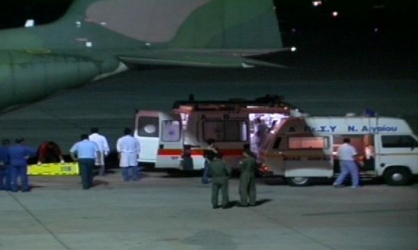 Αερογέφυρα για την επιβίωση διδύμων μόλις 3 ωρών
