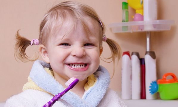 Στοματική υγιεινή παιδιού: Όταν οι ιώσεις προκαλούν ξηροστομία, μυκητιάσεις και στοματίτιδα