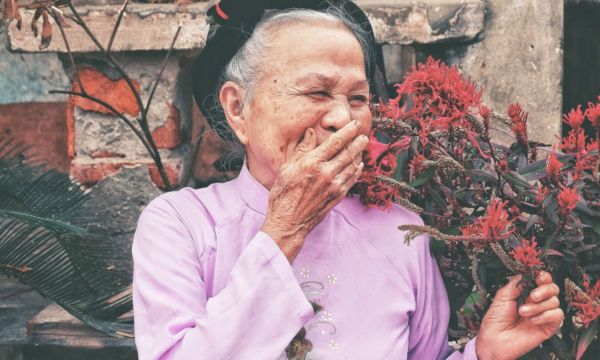Η λάμψη που πηγάζει από μέσα σου είναι ο πραγματικός πλούτος, η πραγματική ομορφιά