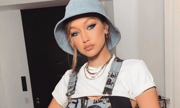 Η Gigi Hadid έκανε το απόλυτο μακιγιάζ για το Χριστουγεννιάτικο ρεβεγιόν