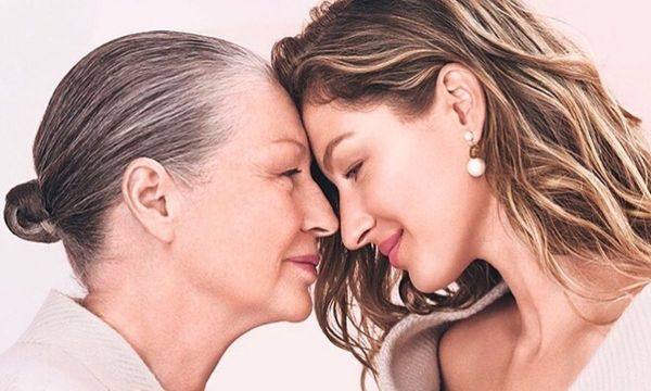Η Gisele αποκαλύπτει το μυστικό ομορφιάς που έμαθε από την μητέρα της