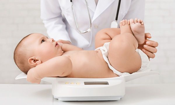 Γιατί το μωρό παίρνει παραπάνω βάρος από το κανονικό;