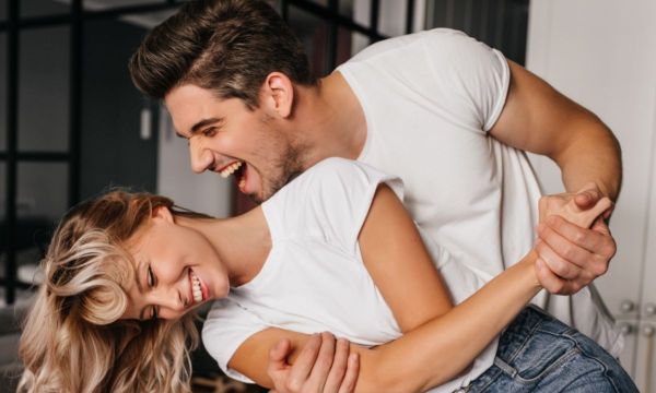 6 σημάδια ότι δεν είναι ο «ένας και μοναδικός»