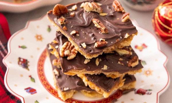 Χριστουγεννιάτικα σοκολατένια κράκερς που θα λατρέψουν μικροί και μεγάλοι