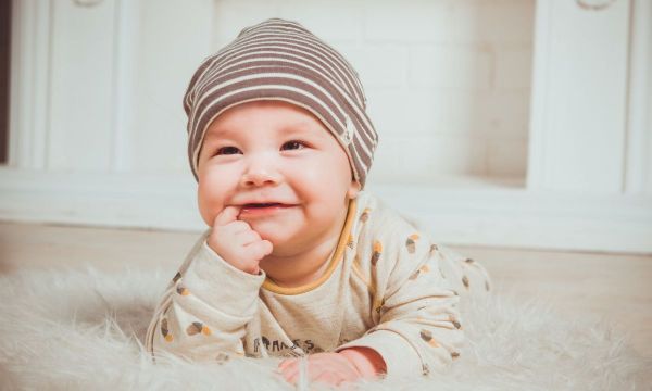 Health Line: Τι πρέπει να γνωρίζετε για τα πρώτα δόντια του παιδιού