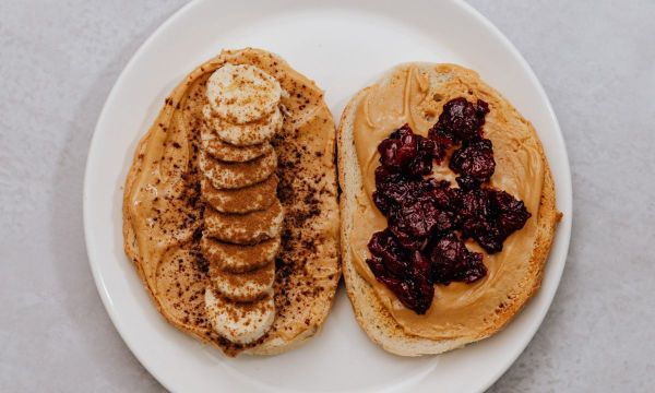 4 snacks που θα σε βοηθήσουν στην προσπάθεια να χάσεις βάρος