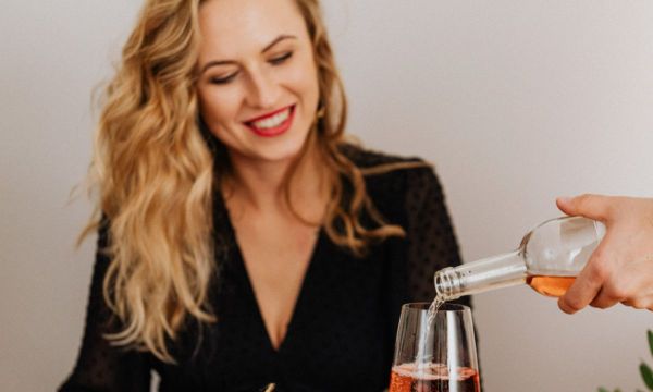 10 tips για να διατηρήσεις τη σιλουέτα σου την περίοδο των εορτών