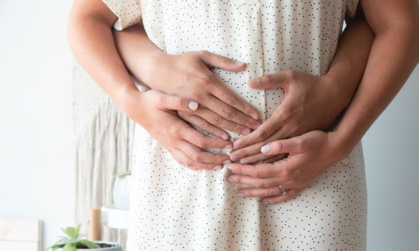 Κολπική αιμορραγία στην πρώιμη εγκυμοσύνη: Τι πρέπει να γνωρίζετε