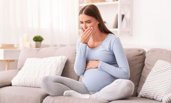 Βήχας στην εγκυμοσύνη: Τρόποι να τον αντιμετωπίσετε φυσικά