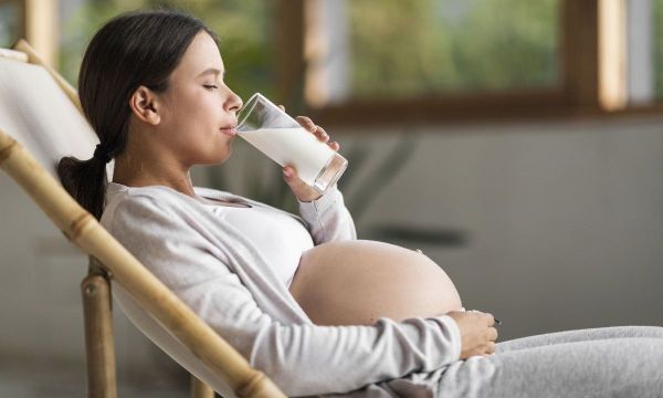 Γάλα μαγνησίας στην εγκυμοσύνη: Οφέλη και κίνδυνοι