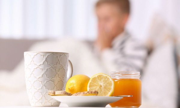 Μέλι: Βοηθά με τον βήχα των παιδιών ή όχι;
