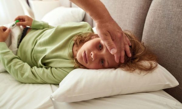 Γρίπη: Από ποια ηλικία μπορούν να εμβολιαστούν τα παιδιά;