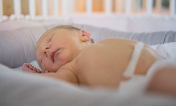 Ομφάλιος λώρος: Συμβουλές φροντίδας μετά τον τοκετό