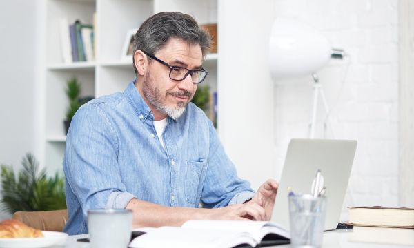 Γιατί το σώμα αρχίζει να γερνά πιο γρήγορα στα 50